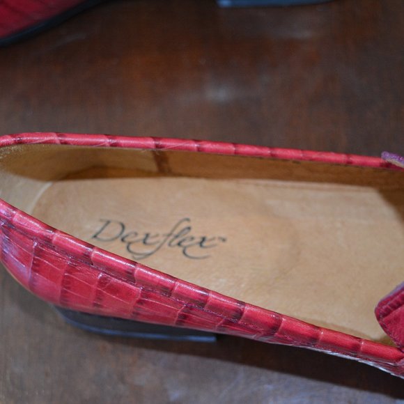 VINTAGE  Dexter , dark red  women's  Loafer.  6.5 - Picture 3 of 4